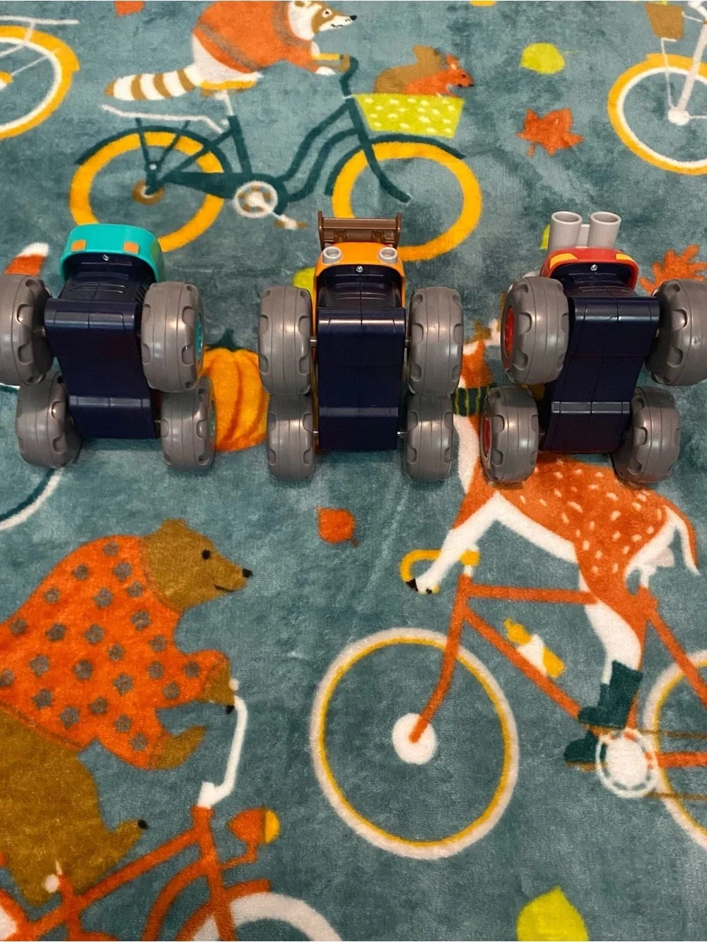 Crocodile/Leopard/Bull Pull Back Motor Monster Trucks Toy Cars Set - 3 Pack